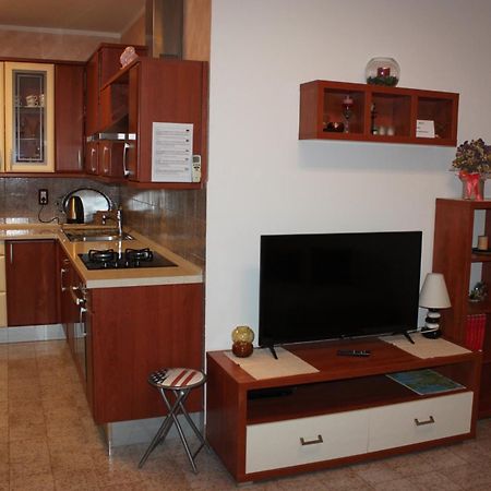 Lori Apartment พูลา ภายนอก รูปภาพ