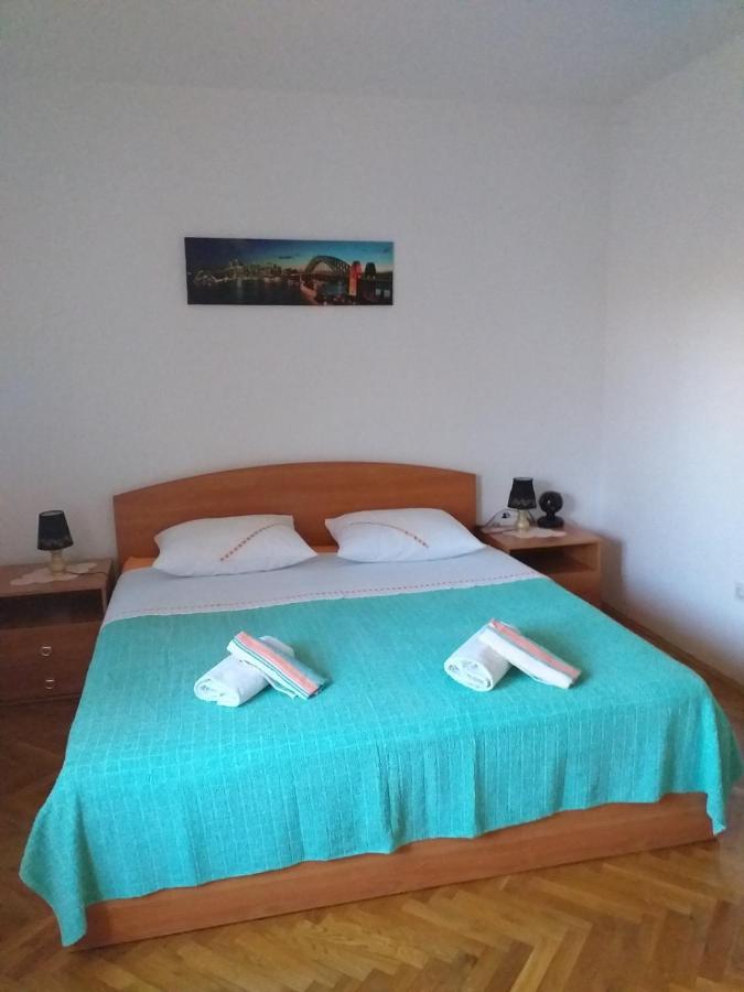 Lori Apartment พูลา ภายนอก รูปภาพ